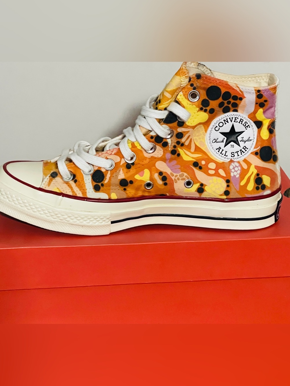 Custom Painted Converse Chuck 70 High Tops Abstract Art Mens 7 / Womens 9